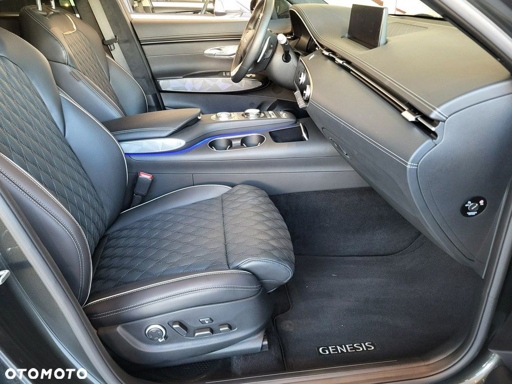 Genesis GV70 2.2 Diesel AWD AT8 Sport Line - 40