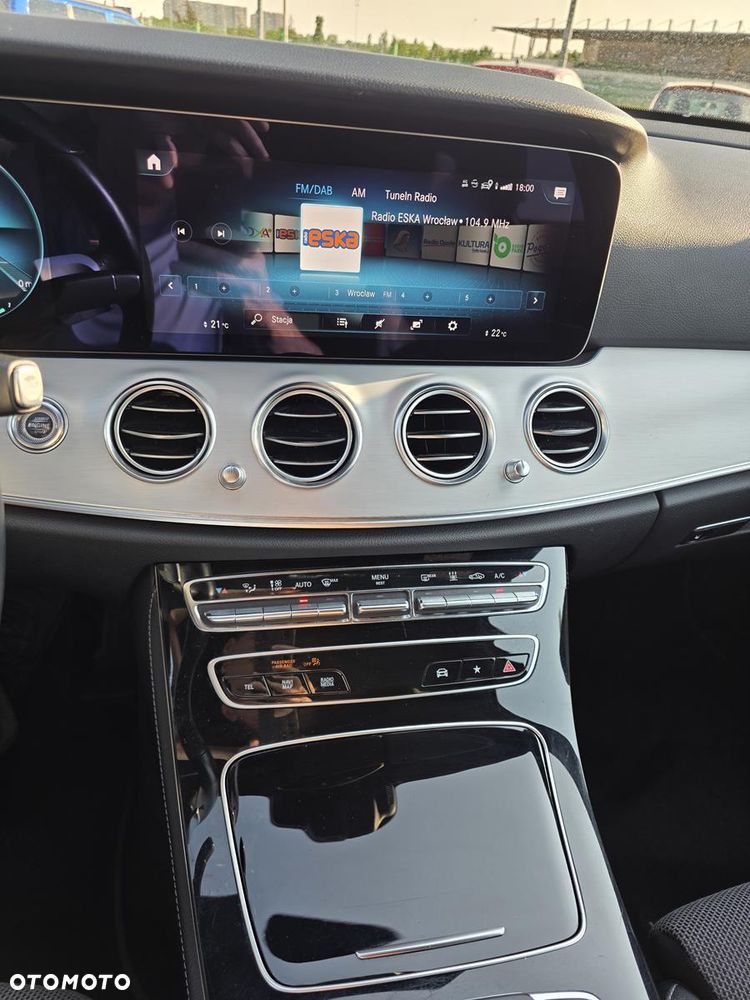 Mercedes-Benz Klasa E 300 de 4-Matic Avantgarde - 22