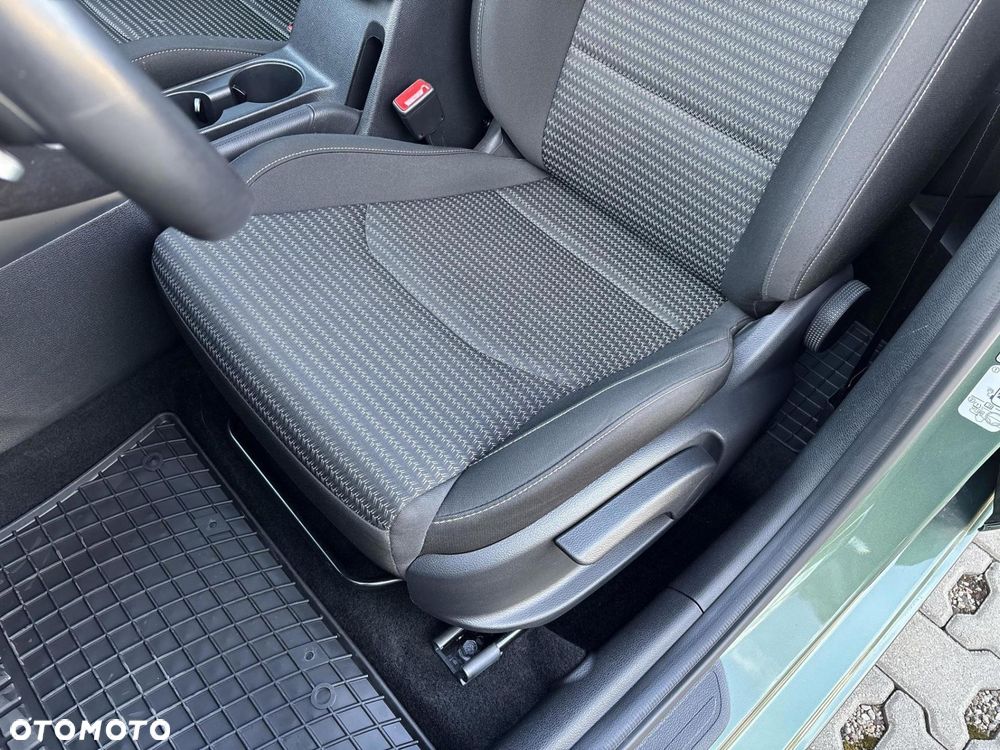 Kia Ceed 1.5 T-GDI M DCT - 12