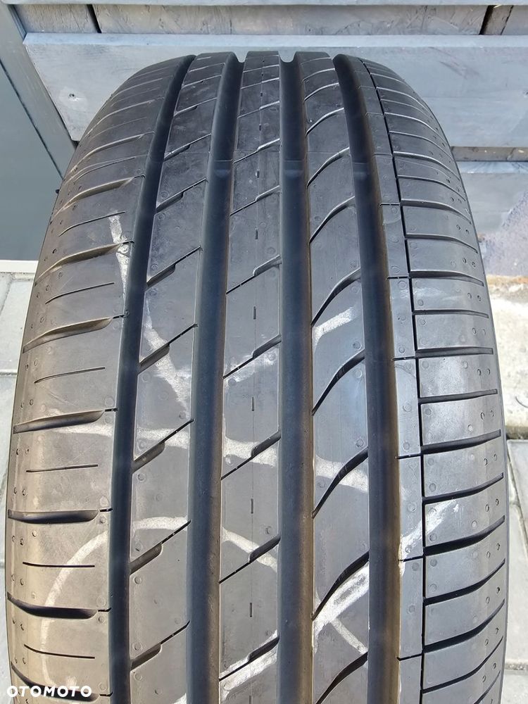 Nexen NFera SU1 205/50R17 89 V - 3