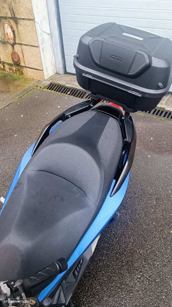 Honda Forza 350 - 9
