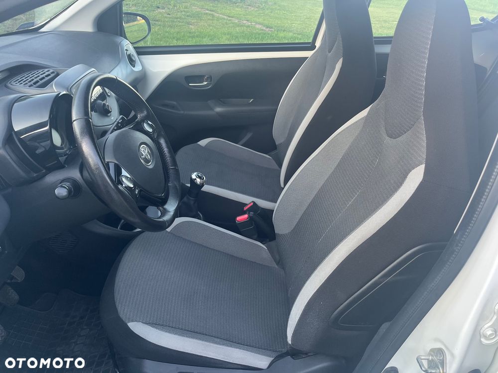 Toyota Aygo 1.0 VVT-i Color Edition - 9