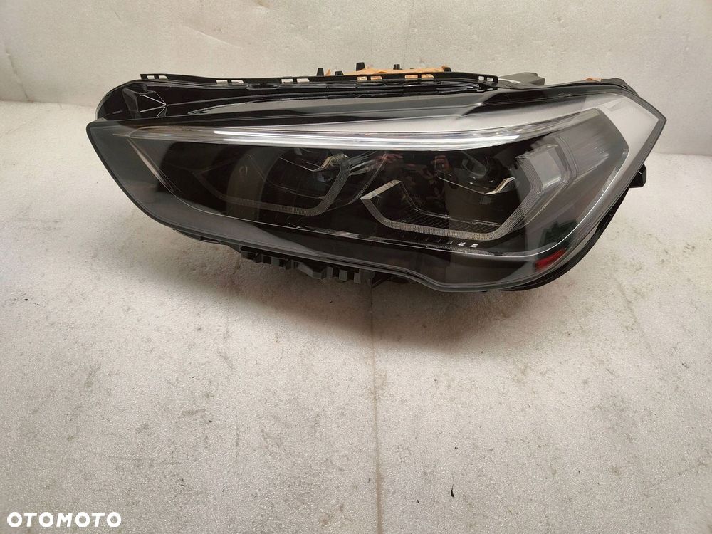 BMW X1 F48 LIFT FULL LED PRZÓD STRONA LEWA 5A01177 - 2