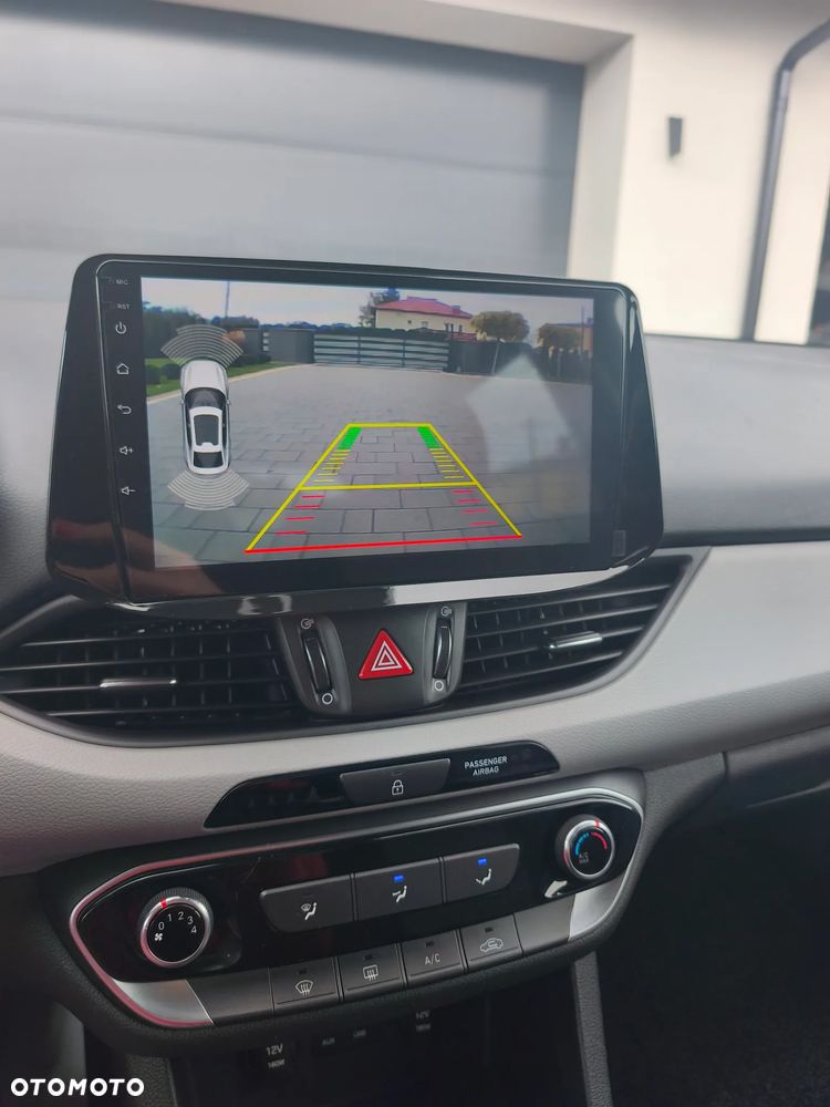 Hyundai i30 - 21