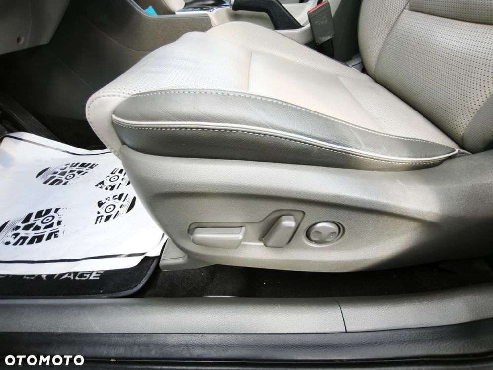 Kia Sportage - 15