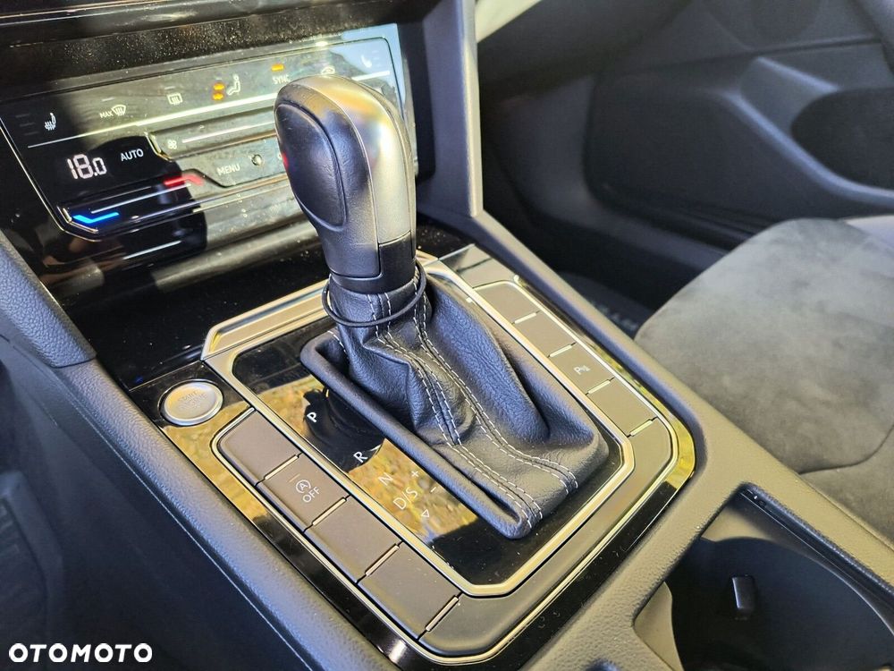 Volkswagen Arteon 2.0 TSI R-Line DSG - 22