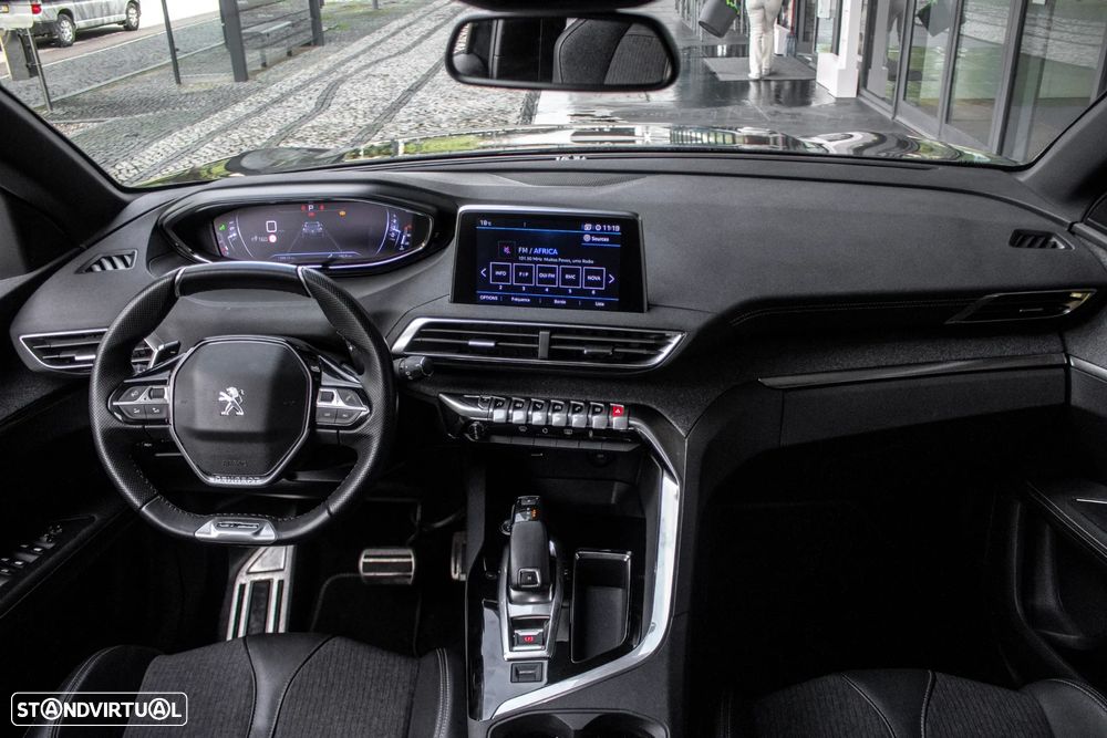 Peugeot 3008 1.6 PureTech GT EAT8 - 33