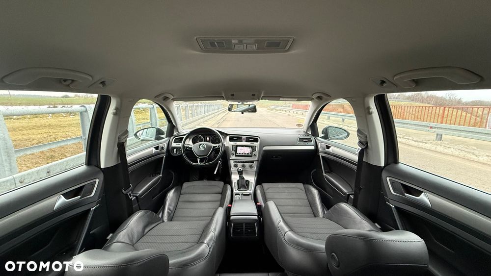 Volkswagen Golf 1.6 BlueTDI Comfortline - 27