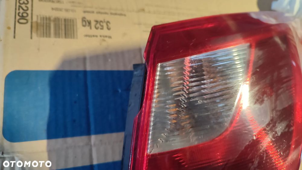 LAMPA PRAWY TYŁ W BŁOTNIK SEAT IBIZA IV 6J KOMBI - 3
