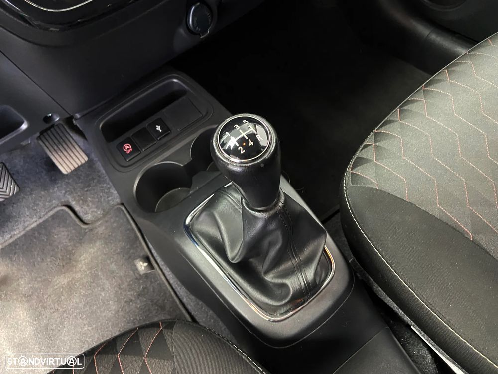 Mitsubishi Space Star 1.2 Intense - 16