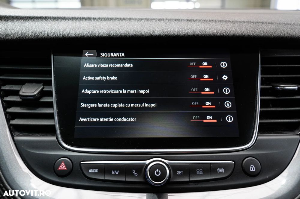 Opel Grandland X 1.5 D Start/Stop Automatik Business Edition - 19