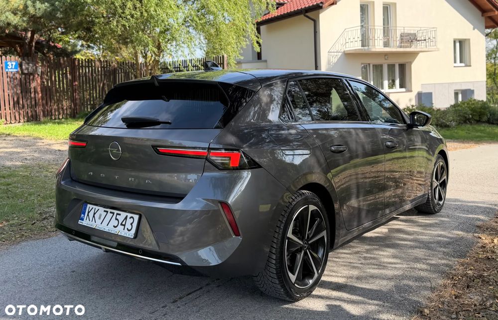 Opel Astra 1.2 T Elegance S&S - 8