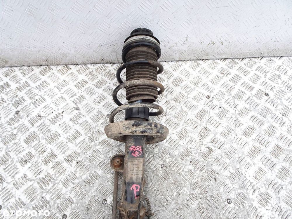 kolumna zwrotnica prawa fiat 500l 1.4 benzyna - 3