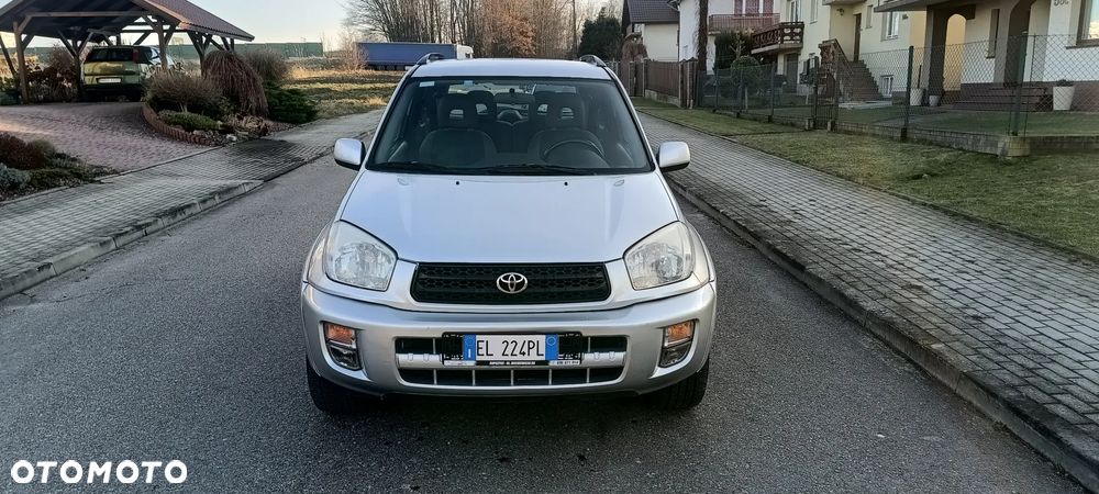 Toyota RAV4 4x4 Sol - 9