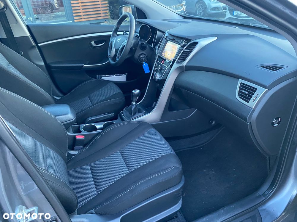 Hyundai i30 1.4 Premium - 30