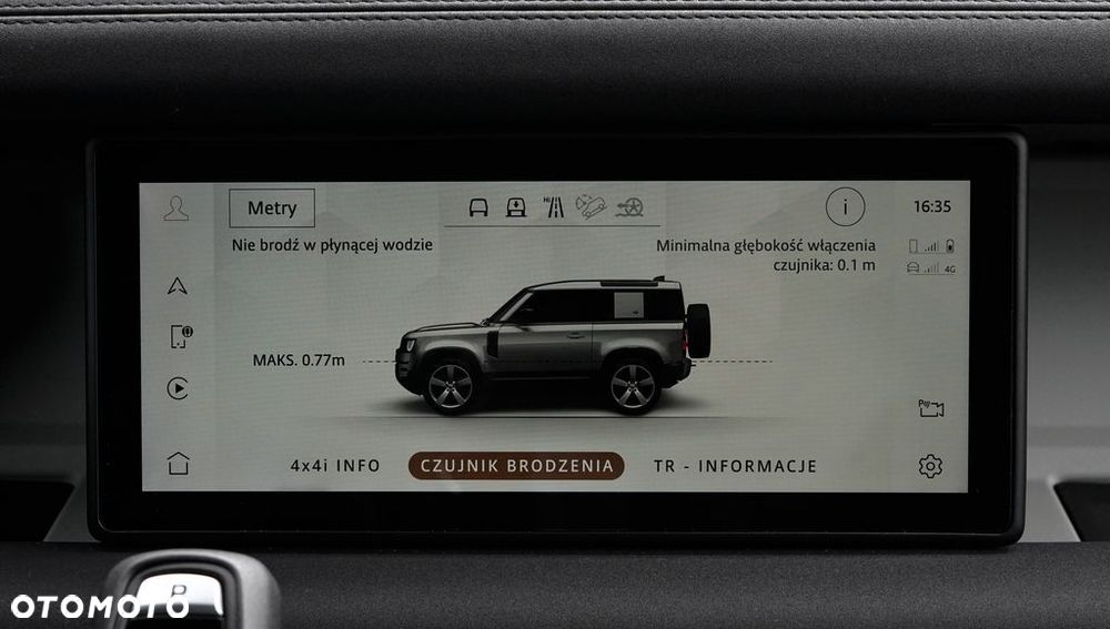 Land Rover Defender - 27