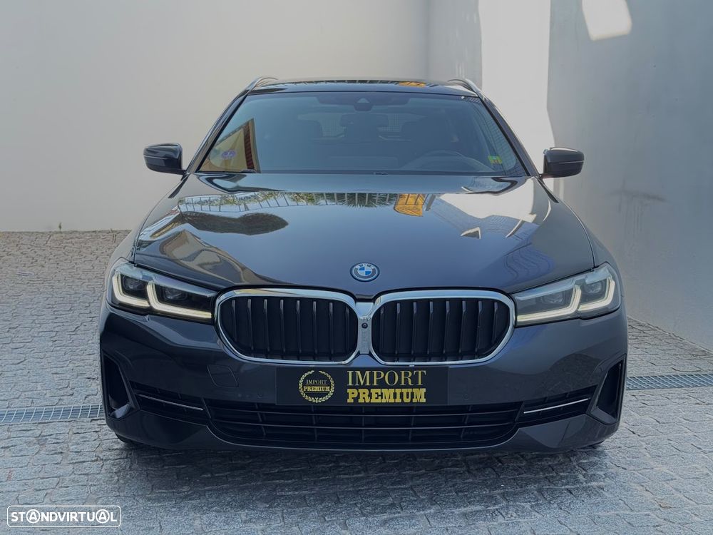 BMW 520 e Aut. Luxury Line - 3
