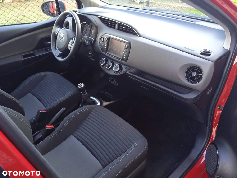 Toyota Yaris 1.5 Dynamic - 7