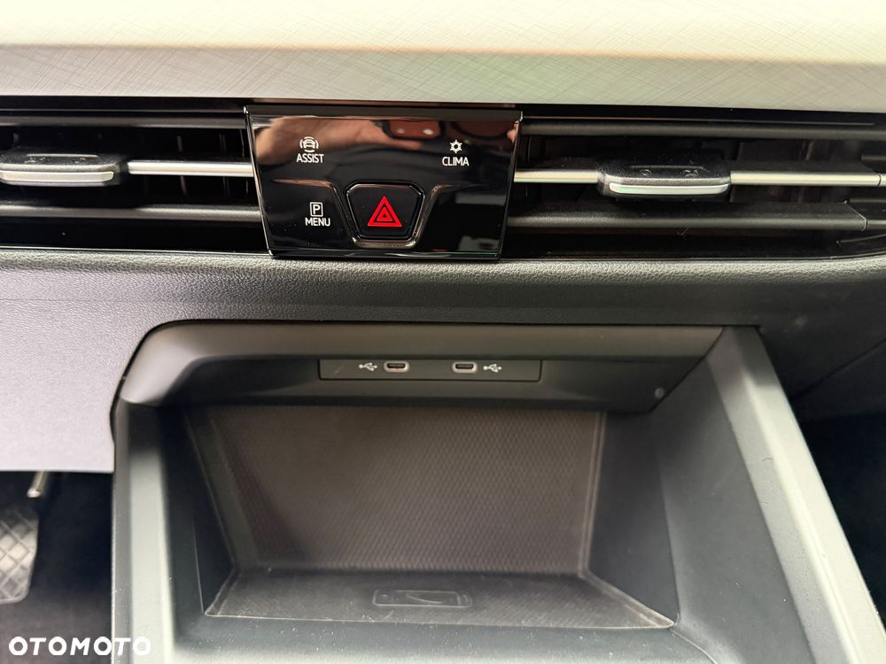 Volkswagen Golf 2.0 TDI SCR DSG Life - 25