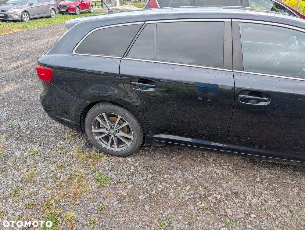 Toyota Avensis 1.8 Sol plus NAVI - 8
