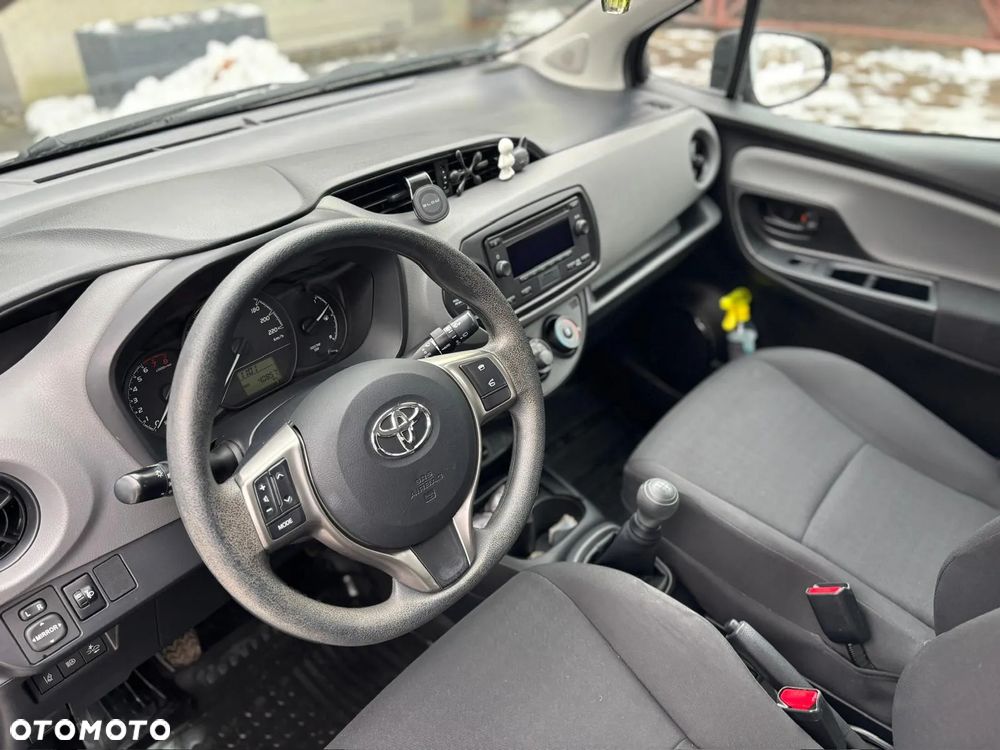 Toyota Yaris 1.0 Comfort - 12