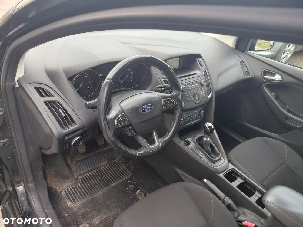 Ford Focus - 13