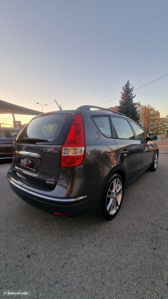 Hyundai i30 CW 1.6 CRDi STyle - 5