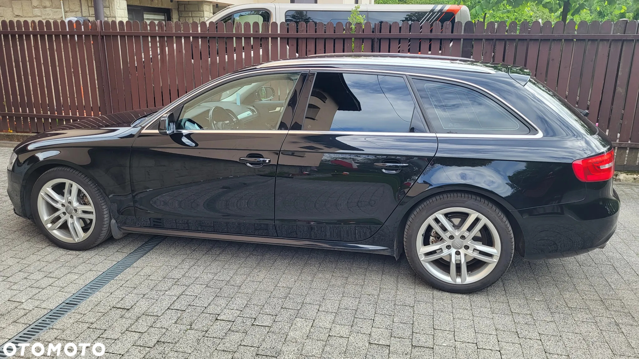 Audi A4 Avant 2.0 TDI DPF quattro S line Sportpaket - 3