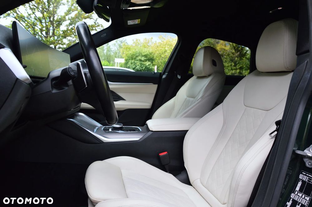 BMW Seria 4 M440i xDrive - 16