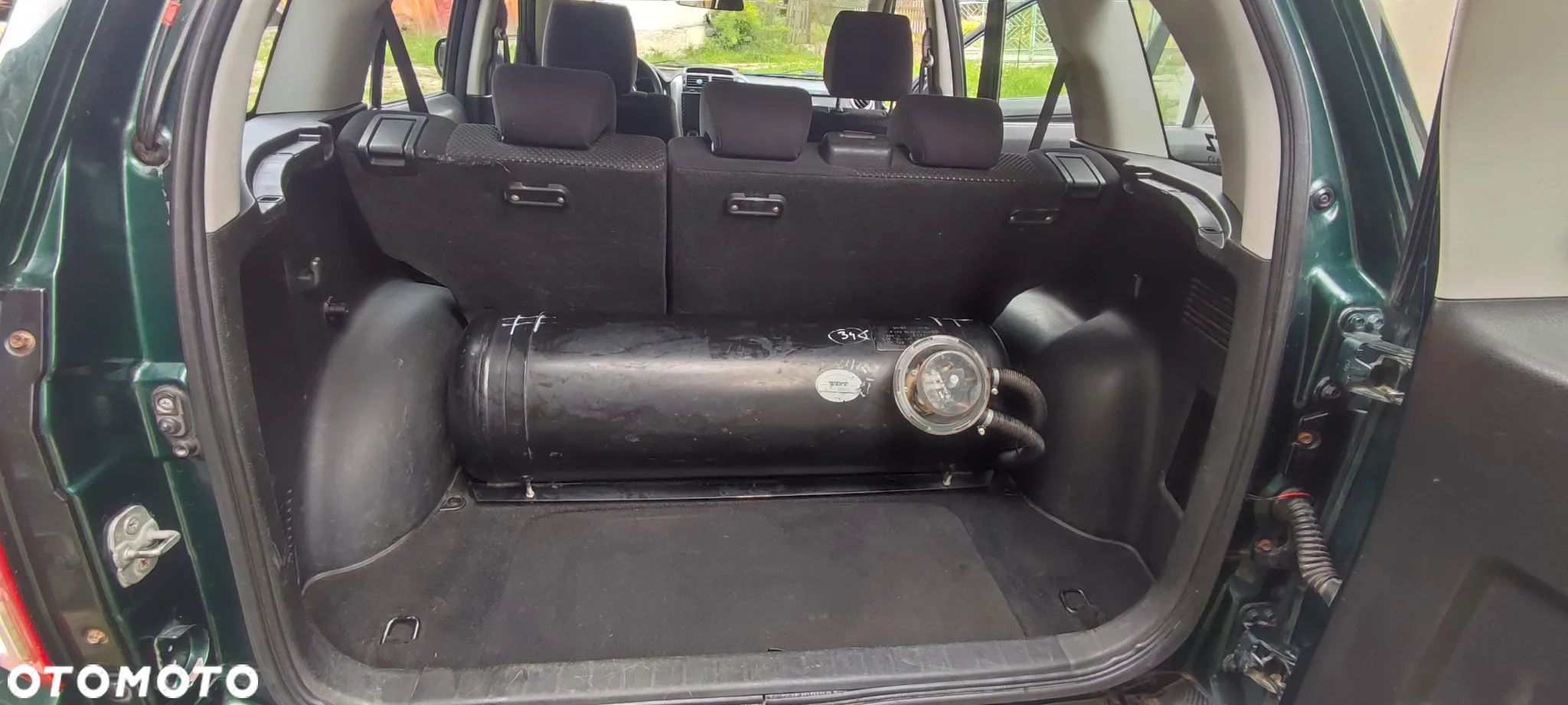 Suzuki Grand Vitara 2.0 - 11