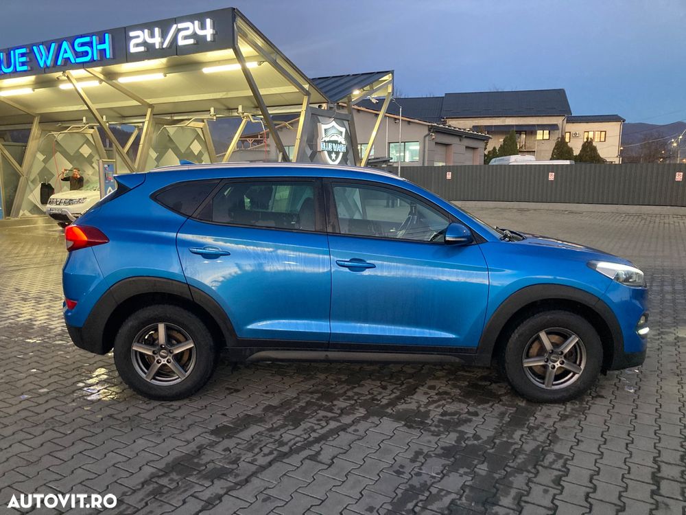 Hyundai Tucson 2.0 CRDI 4WD Premium - 3