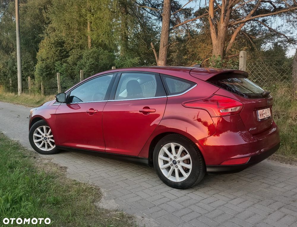 Ford Focus 2.0 16V Sport - 10