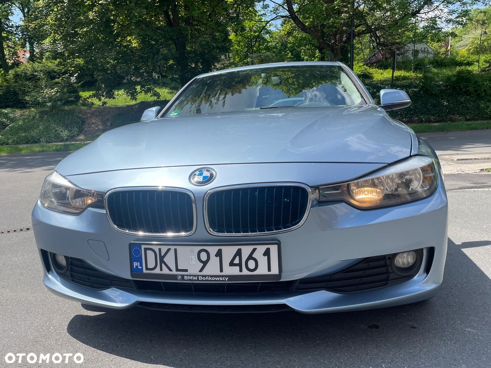 BMW Seria 3 318d Sport Line - 20