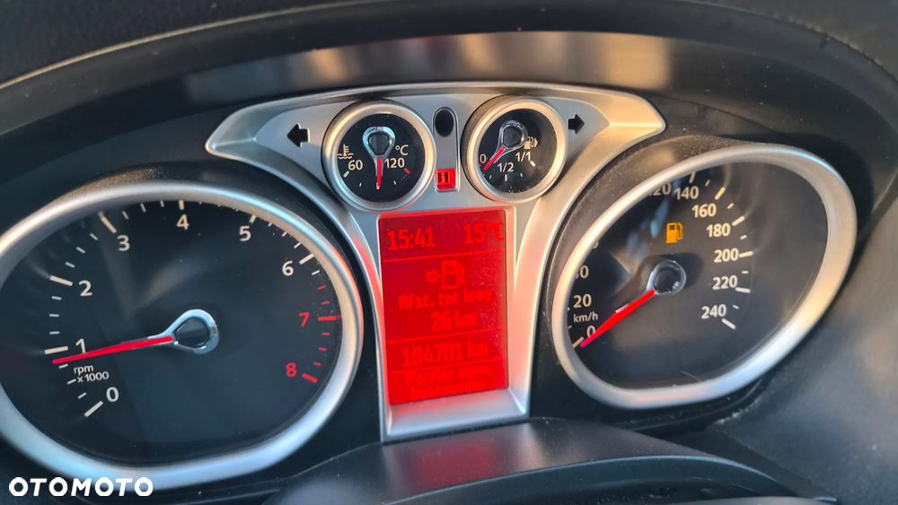 Ford C-MAX 1.8 Titanium - 23