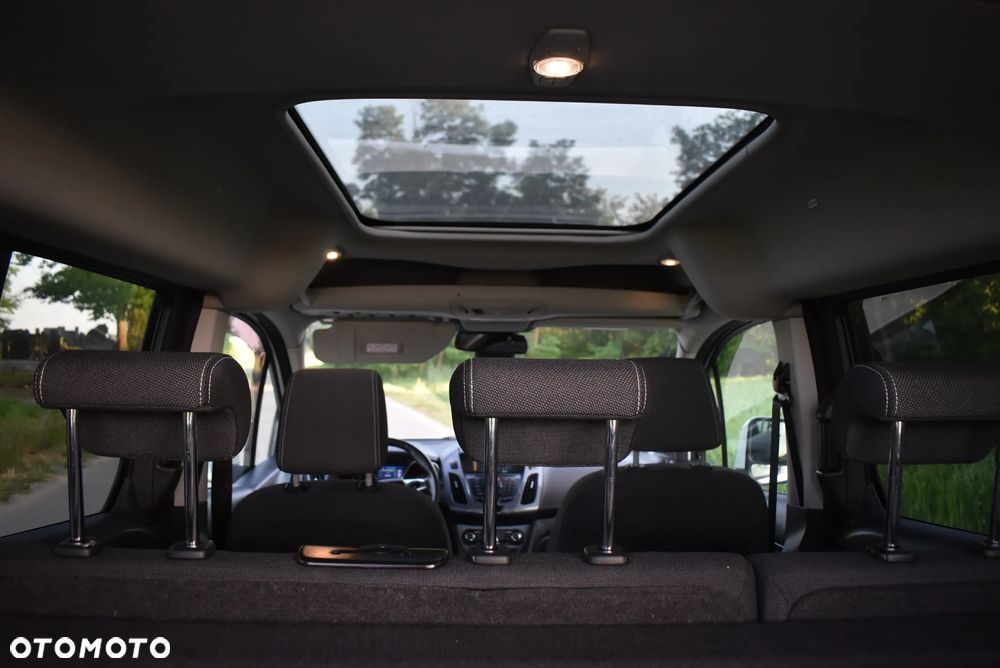 Ford Tourneo Connect - 33