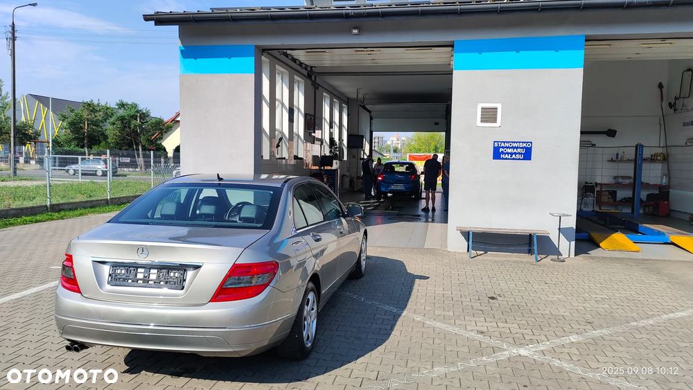 Mercedes-Benz Klasa C 180 Kompressor Automatik Avantgarde - 36