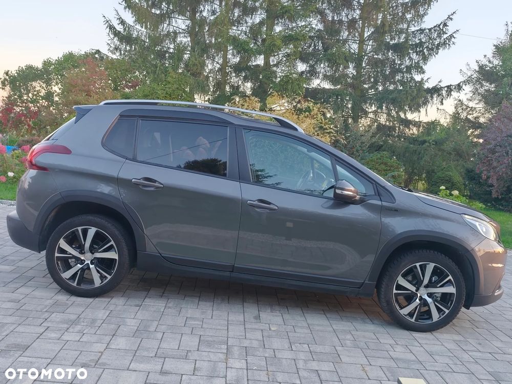 Peugeot 2008 - 6