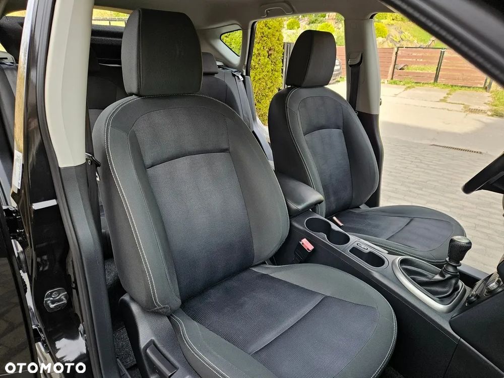 Nissan Qashqai - 12