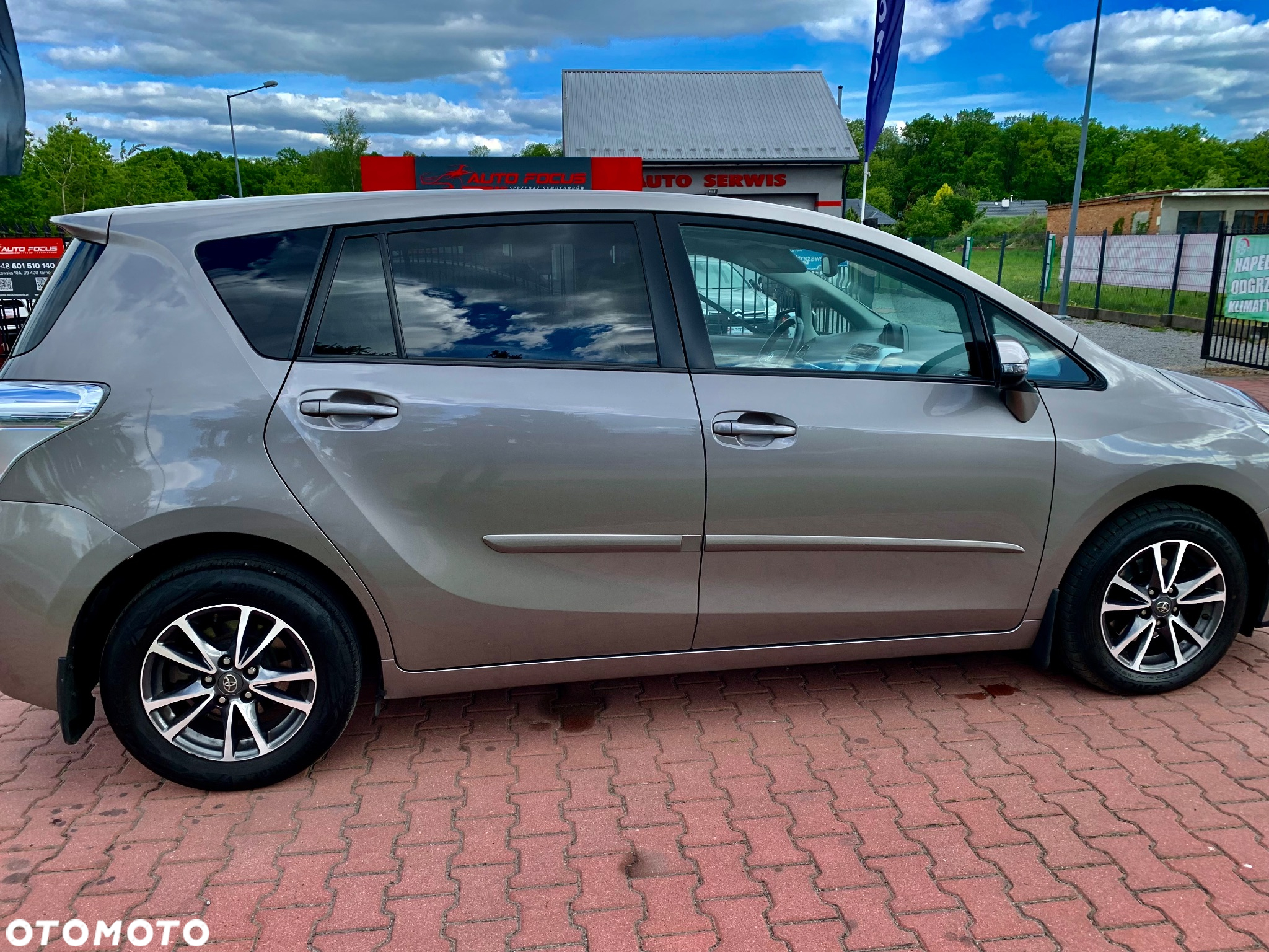 Toyota Verso 1.6 D-4D Prestige - 10
