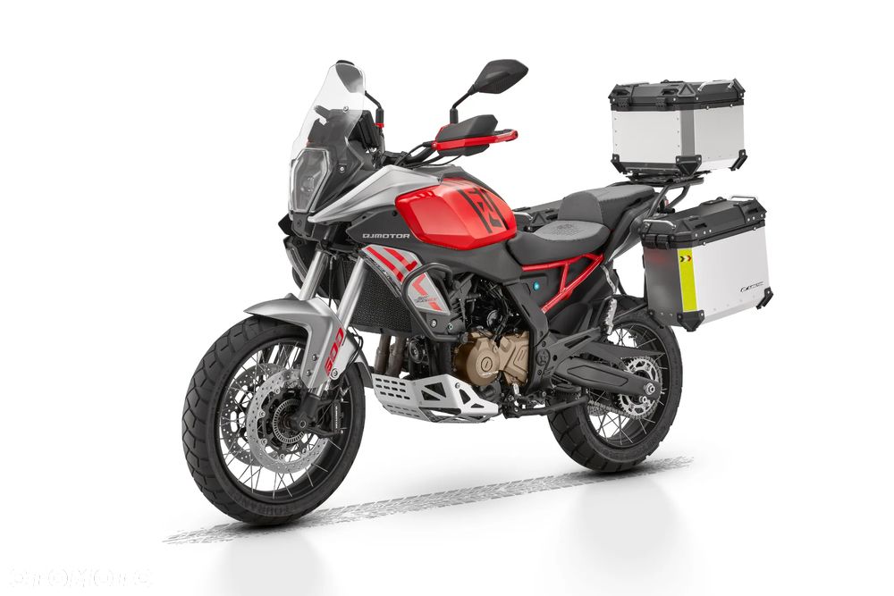 QJMOTOR SRT 600SX - 10