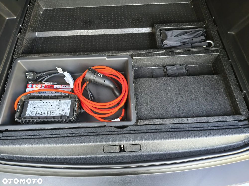 Peugeot 3008 1.6 PureTech Hybrid PHEV GT S&S EAT8 - 38