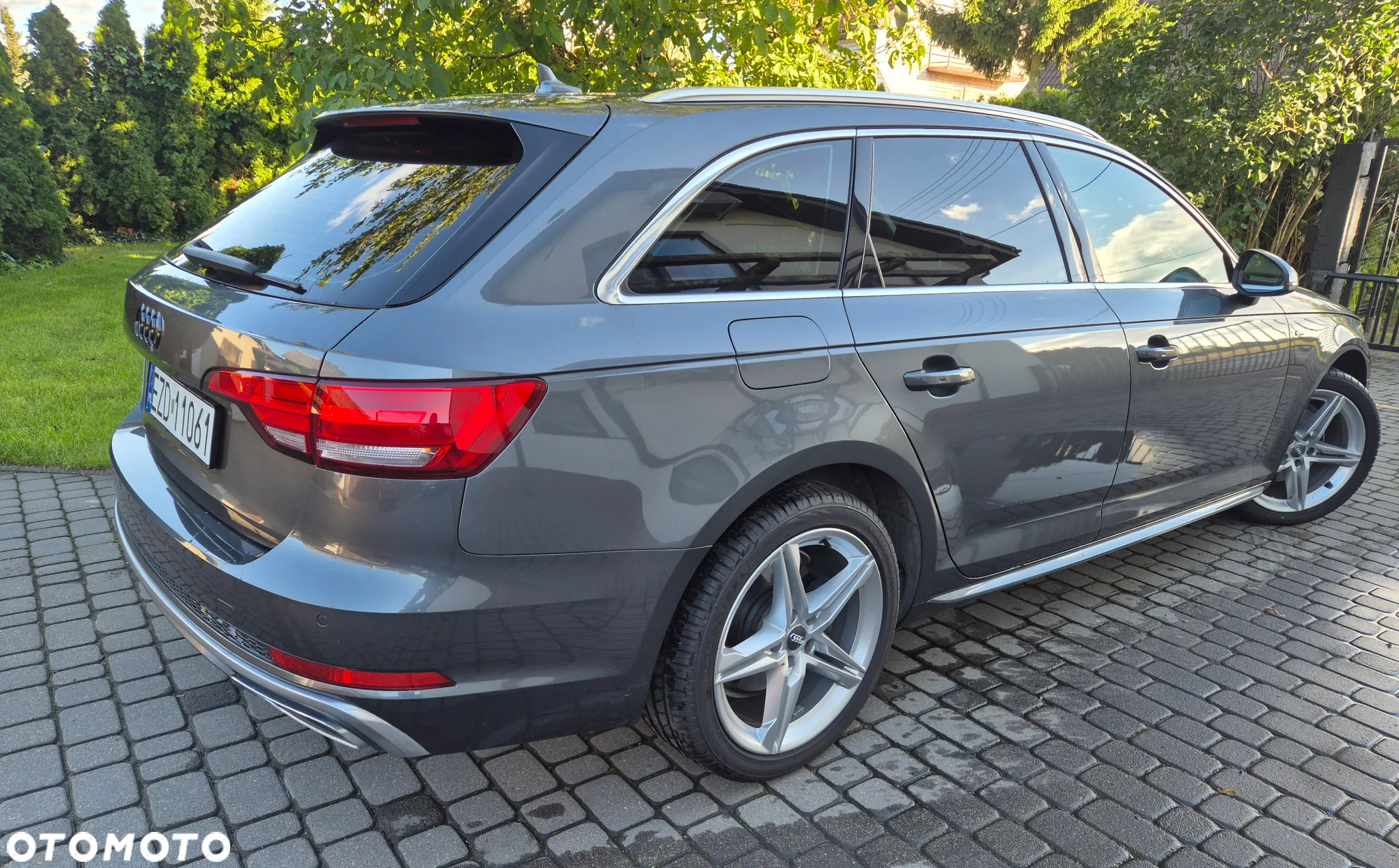 Audi A4 Avant - 27