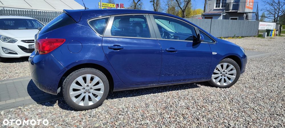 Opel Astra 1.6 ECOFLEX Start/Stop Edition - 13