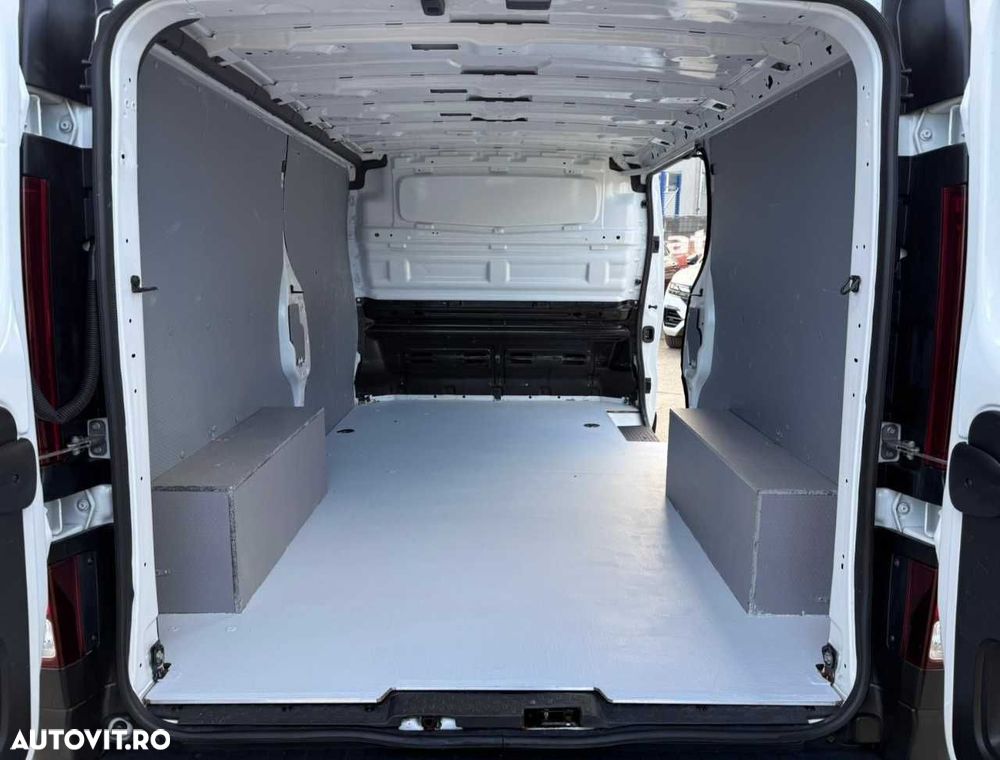 Renault Trafic L2H1 - 15