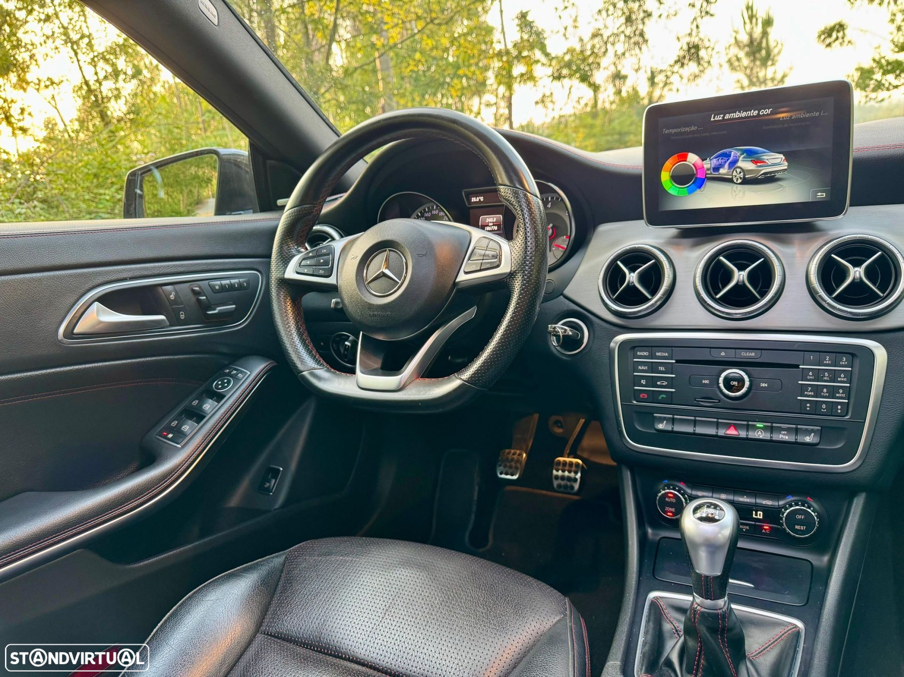 Mercedes-Benz CLA 180 d AMG Line - 34