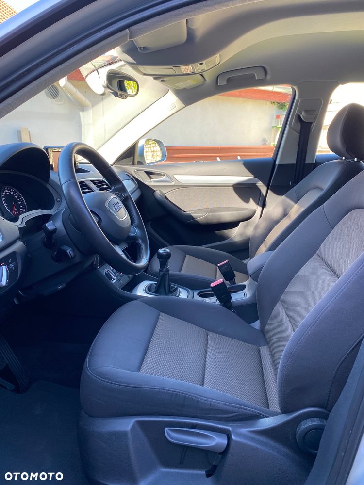 Audi Q3 2.0 TDI - 9