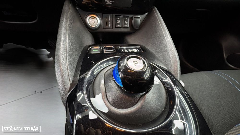 Nissan Leaf N-Connecta - 15