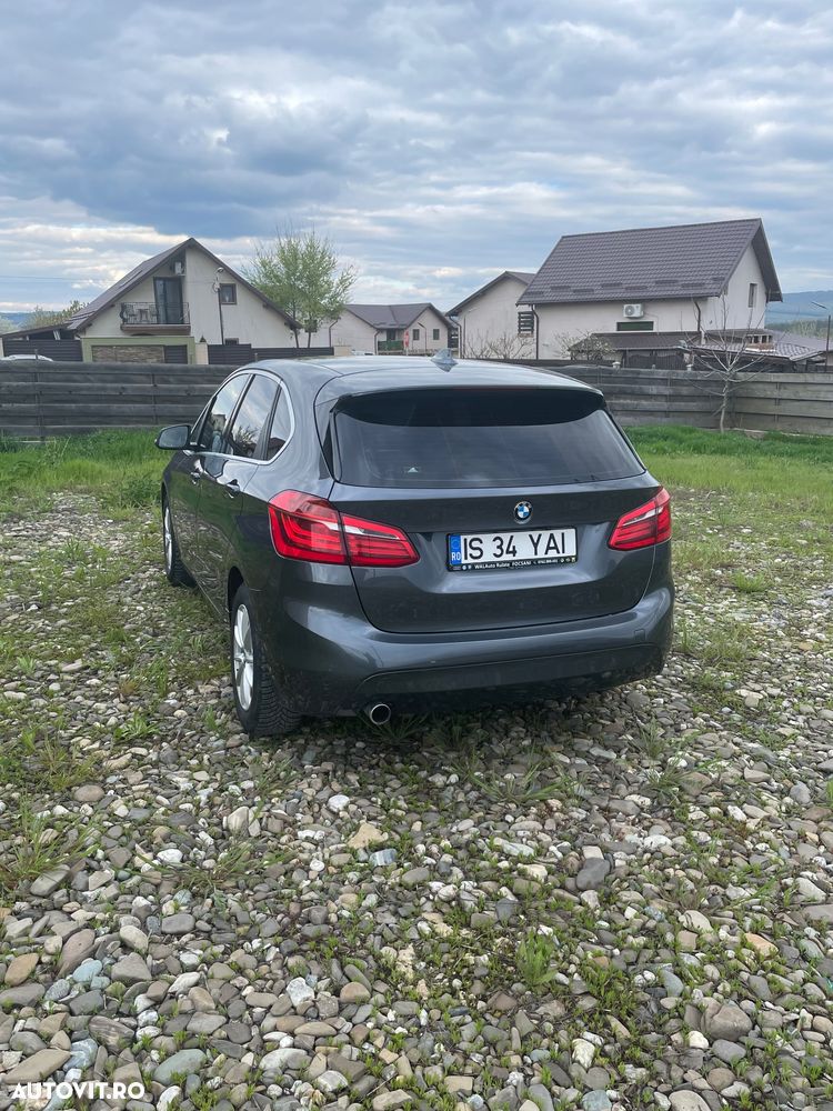 BMW Seria 2 214d Sport Line - 11