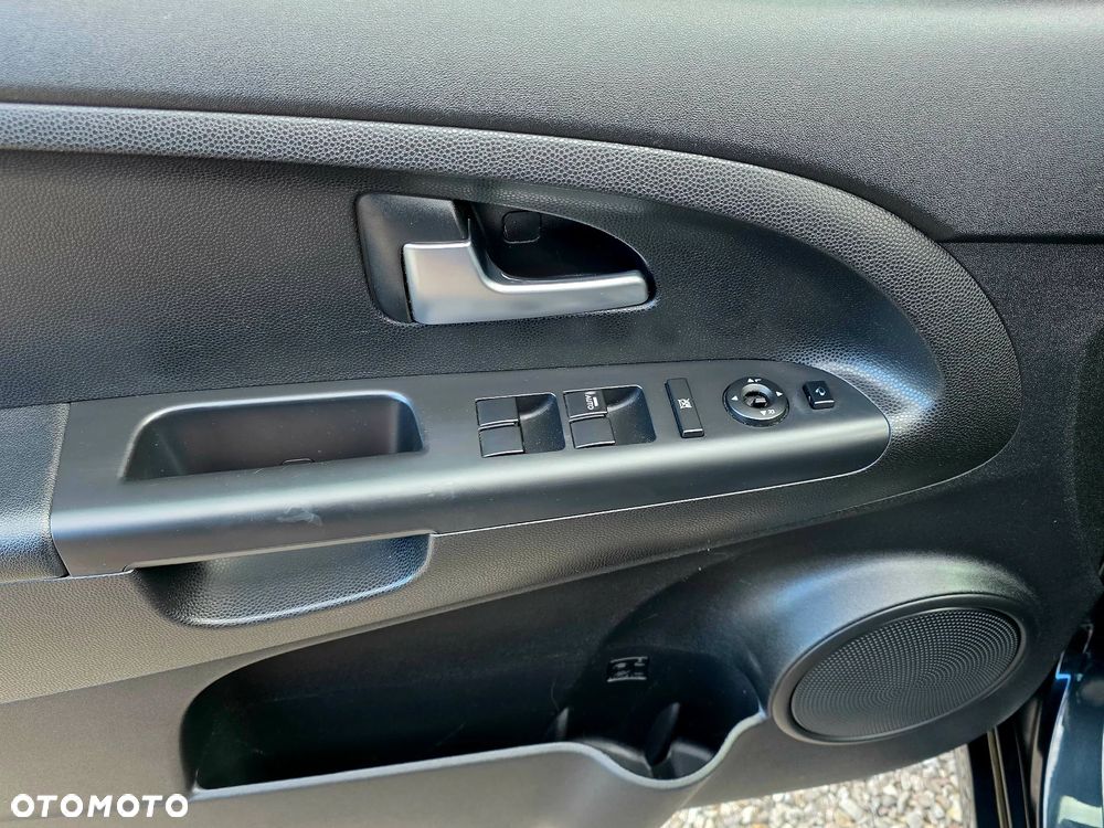 Kia Venga 1.6 CVVT Automatik Dream Team Edition - 29