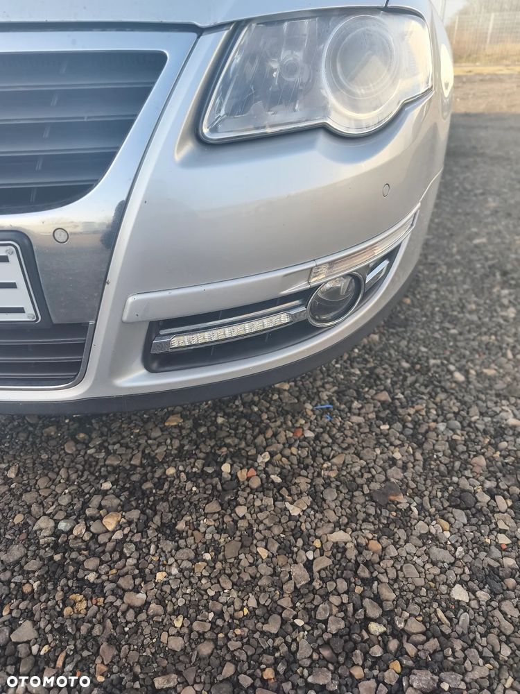 Volkswagen Passat 2.0 TDI DPF Individual - 12